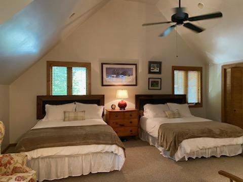 Hotel Lolly'S Treehouse Highlands Exterior foto